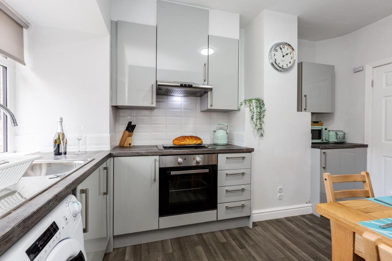 Hillside House - 2 Bedrooms Parking Wi-Fi Hospital Blackpool Exterior foto